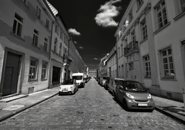 ON TOUR - Stadttour Düsseldorf ON TOUR - Stadttour Düsseldorf Stadt-Tour durch Düsseldorf vom 11.05.2024